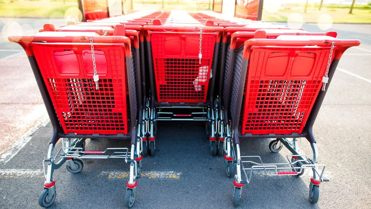 Schmutziger als Toiletten: Fäkalbakterien auf 72 % der Einkaufswagen in Supermärkten nachgewiesen